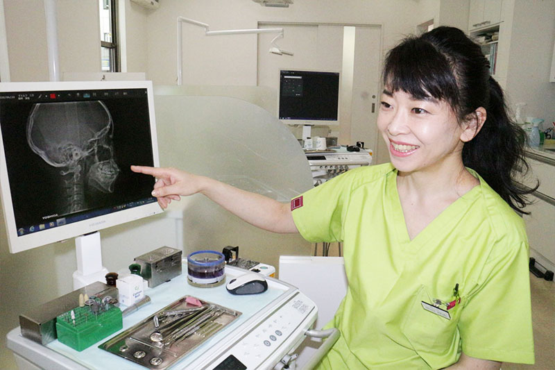 女性の矯正歯科認定医
